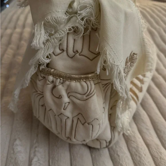 Juicy Couture White and Gold Shoulder Bag - Picture 7 of 7